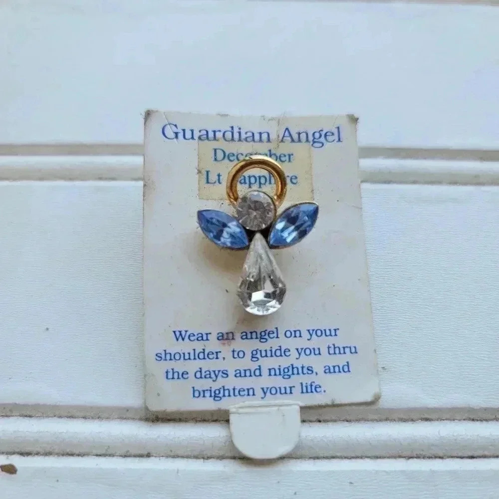 New Guardian Angel SEPTEMBER Light Sapphire Blue Lapel Hat Jacket Pin